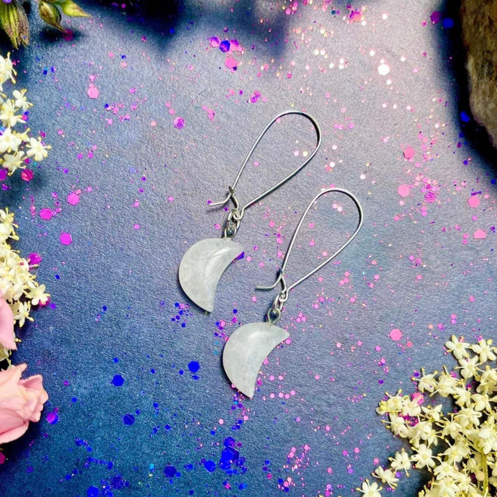 Pendientes de cristal con gemas en forma de media luna bohemia de Olivenorma