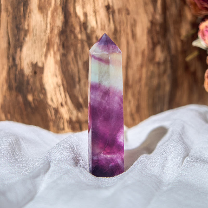 Varitas de cristal curativo prismático de fluorita morada natural de Olivenorma