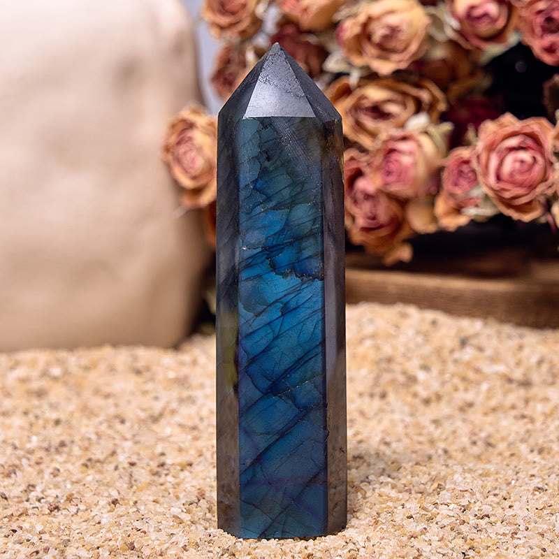 Varitas de cristal pulido natural con forma de torre de labradorita facetada de Olivenorma