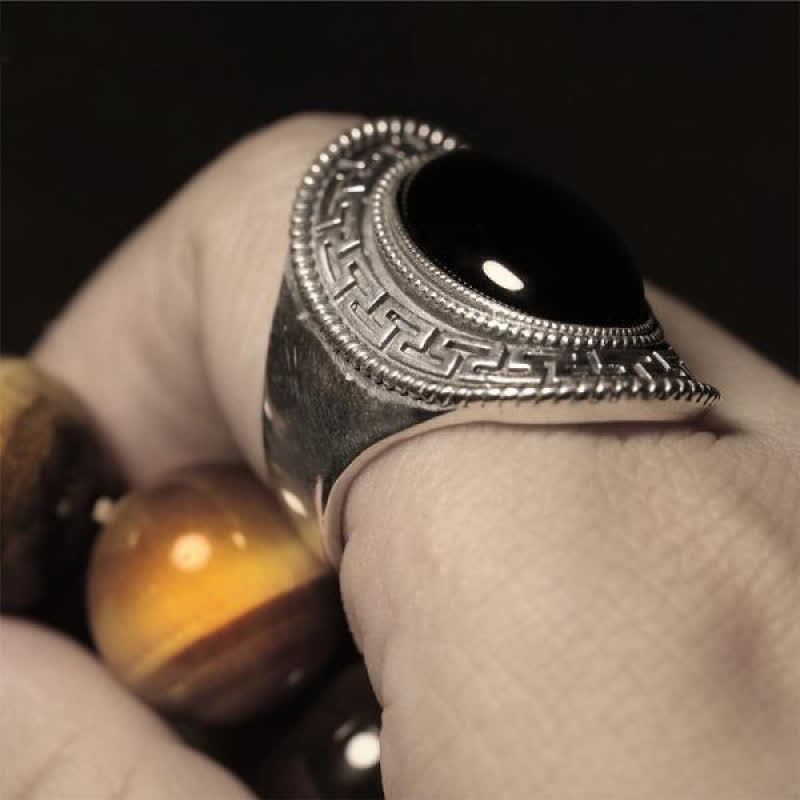 Anillo de plata para hombre con ónix negro natural de Olivenorma
