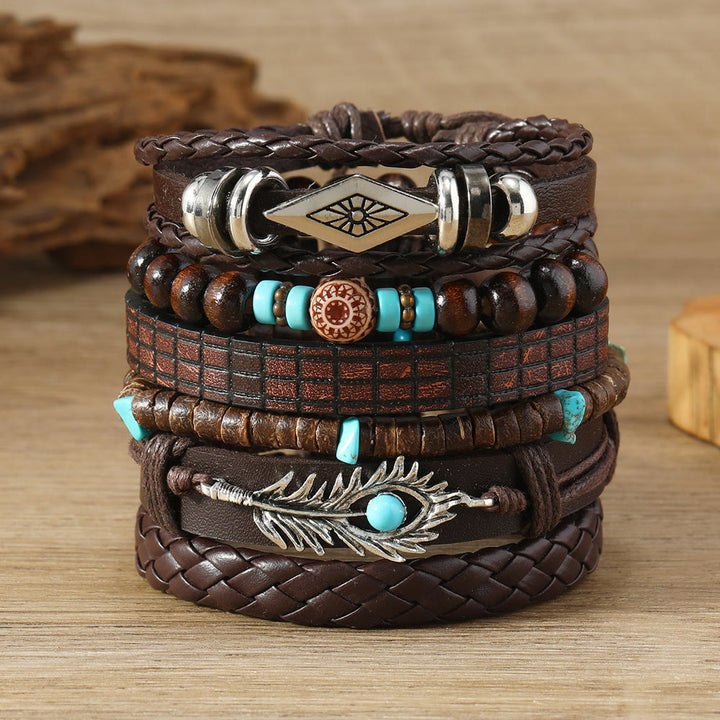 Juego de pulseras de cuero tejidas a mano con piedra natural y plumas de Olivenorma