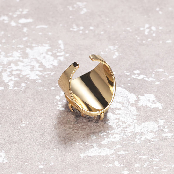 Anillo ajustable con piedra curativa natural facetada de Olivenorma