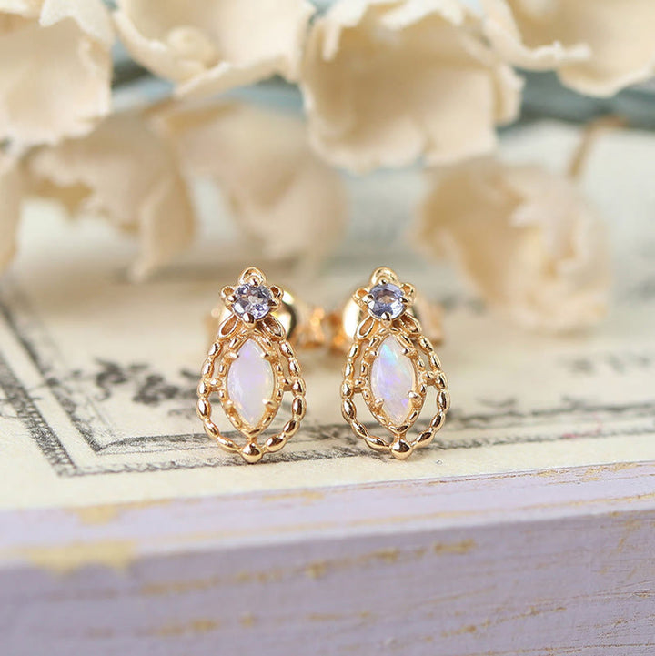 Conjunto de collar, anillo y pendientes con ópalo de Olivenorma Conjunto de joyas con piedras preciosas