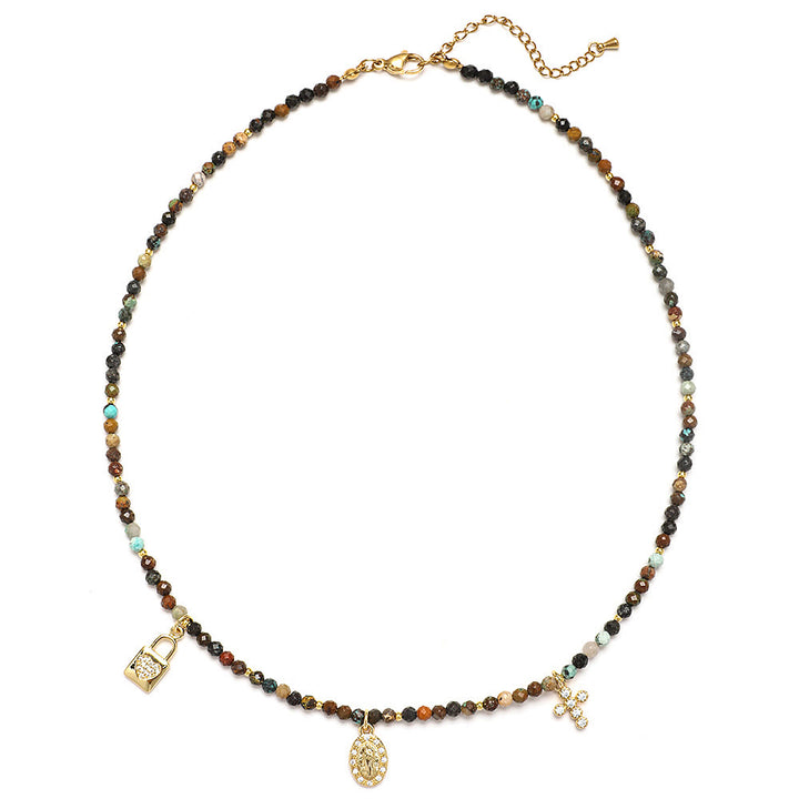 Collar de cuentas con piedras preciosas azules y circonitas estilo bohemio de Olivenorma