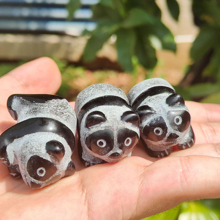 Adorno de piedra preciosa tallada en forma de panda en obsidiana natural de Olivenorma