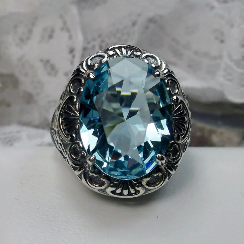 Anillo con gema tallada en aguamarina facetada estilo retro de Olivenorma