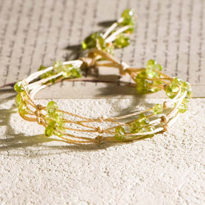 Pulsera trenzada con flores de cristal triturado natural de Olivenorma