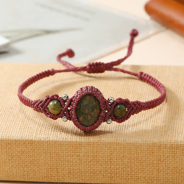 Pulsera trenzada con cristales de talla ovalada y tejido envolvente de Olivenorma