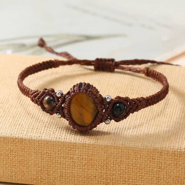 Pulsera trenzada con cristales de talla ovalada y tejido envolvente de Olivenorma