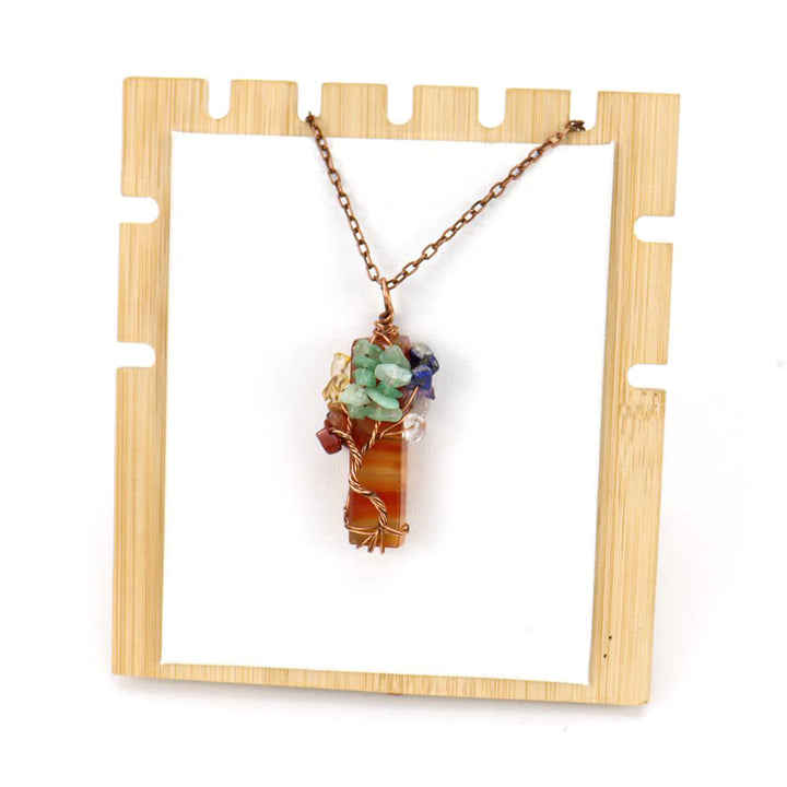 Collar con colgante de chakras de piedra natural rectangular de Olivenorma