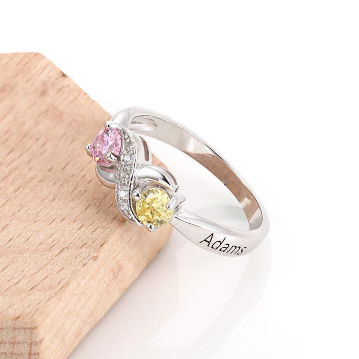 Anillo personalizado con 2 piedras de nacimiento "Infinity" de Olivenorma 