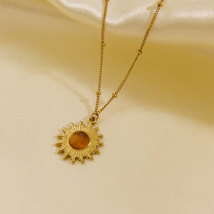 Collar con colgante de ojo de tigre natural de Olivenorma