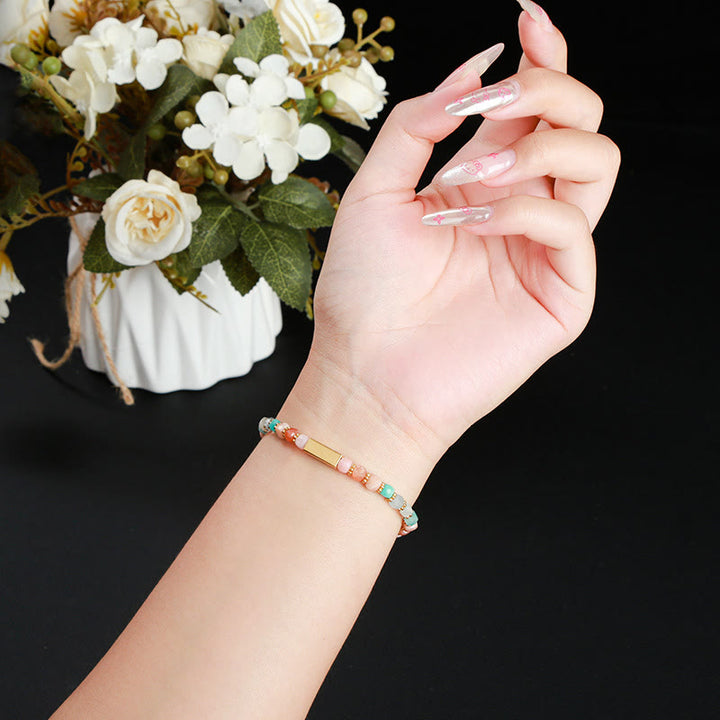 Pulsera de cuentas de piedras preciosas naturales talladas en cubos de Olivenorma