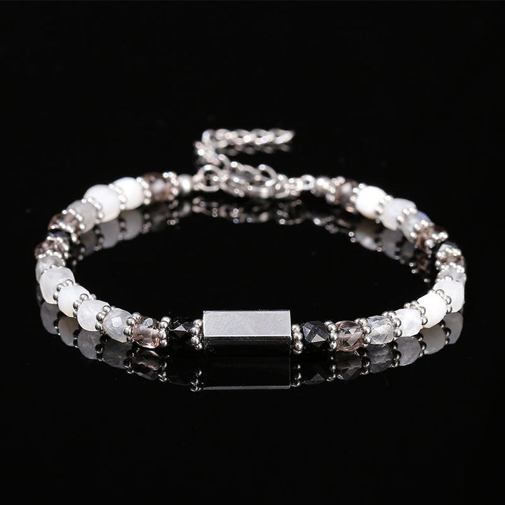 Pulsera de cuentas de piedras preciosas naturales talladas en cubos de Olivenorma