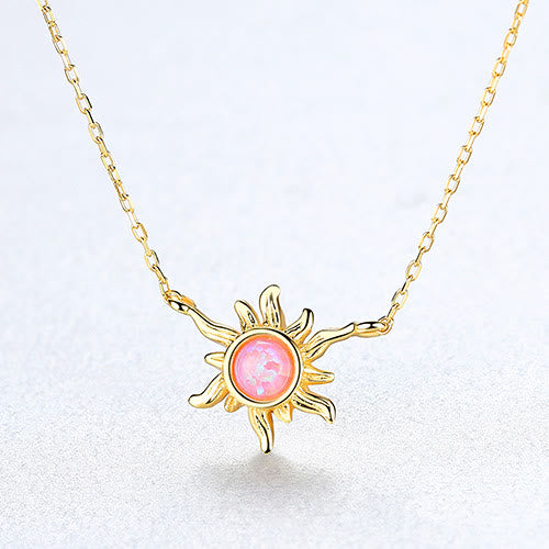 Collar de plata de ley 925 con forma de sol y ópalo de Olivenorma