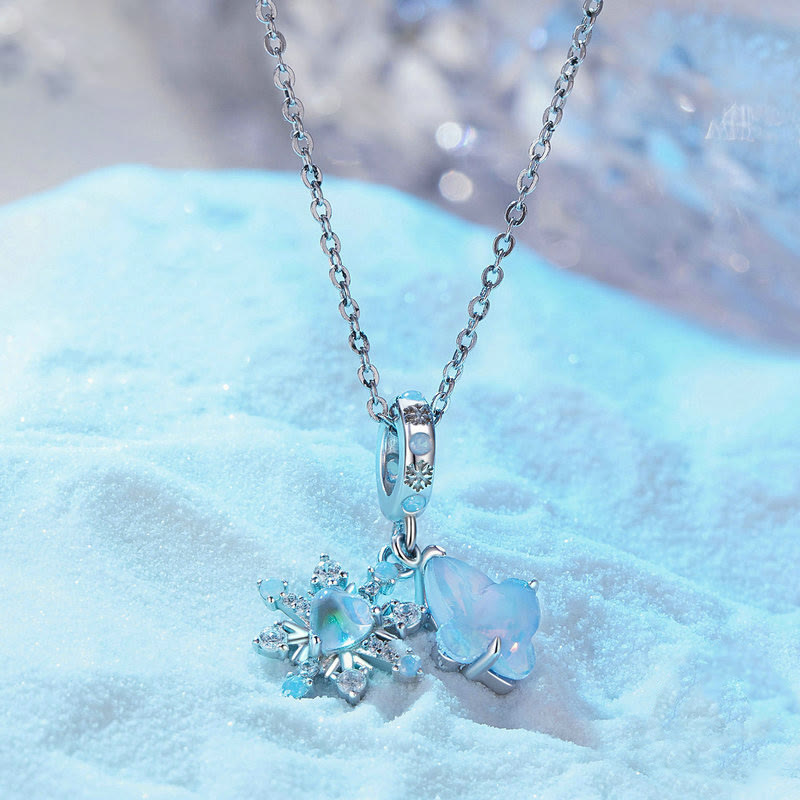 Gargantilla de plata S925 con ópalo, mariposa y copos de nieve de Olivenorma