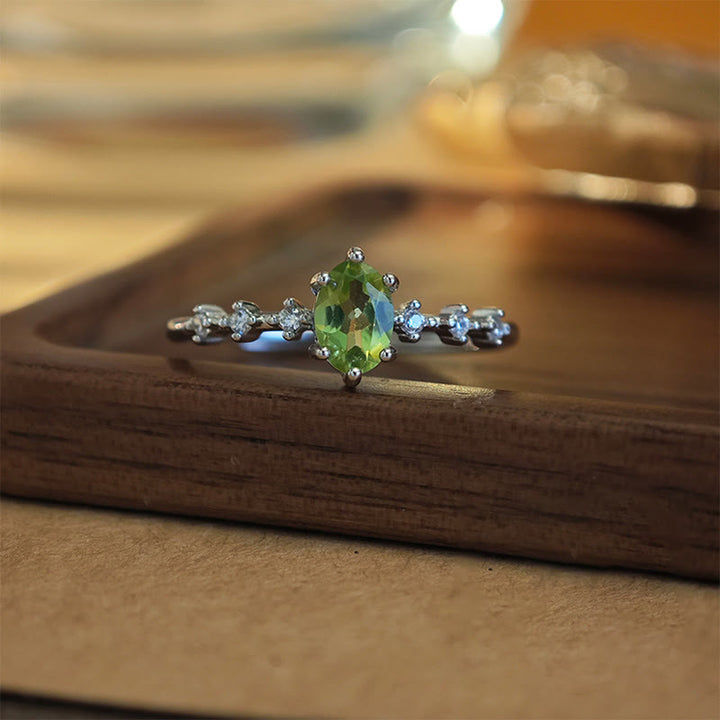 Anillo y collar de plata de ley con peridoto natural de Olivenorma