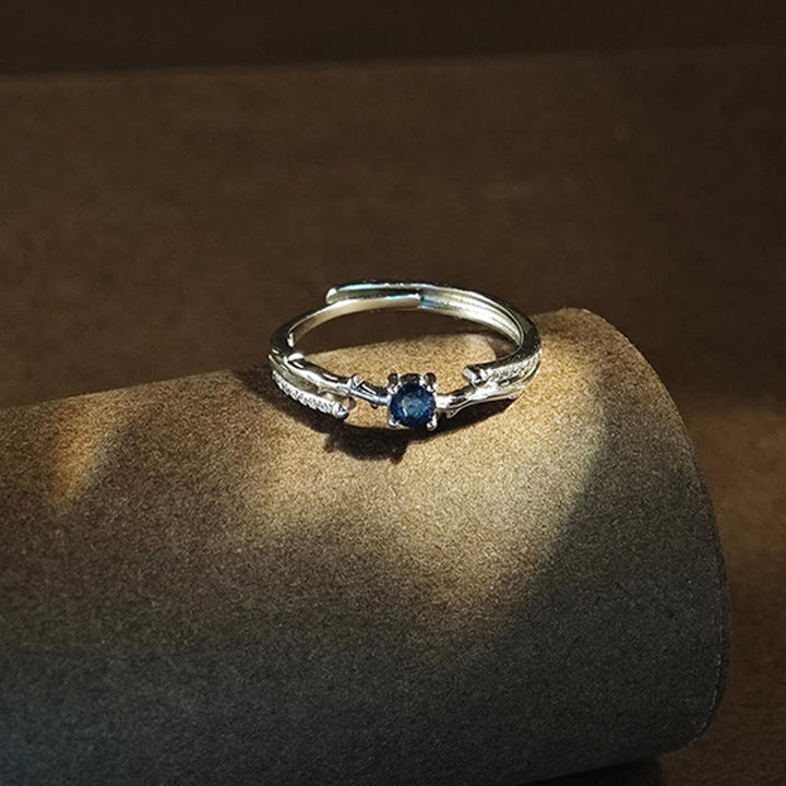 Anillo de zafiro natural en forma de rama de Olivenorma