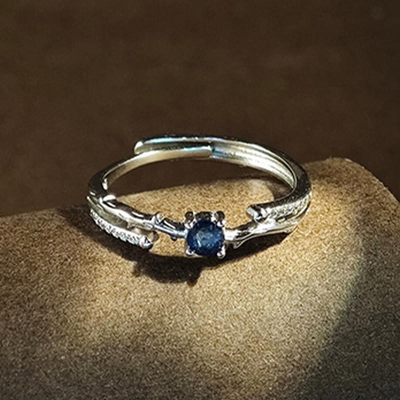 Anillo de zafiro natural en forma de rama de Olivenorma