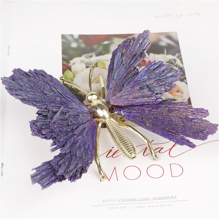 Decoración con forma de mariposa de turmalina natural morada galvanizada de Olivenorma