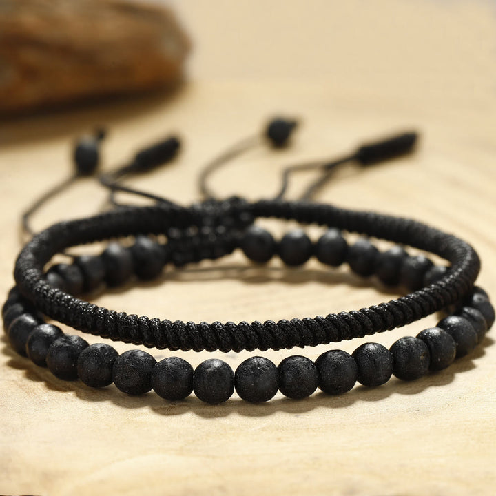 Pulsera trenzada con cuentas de piedra de lava natural de Olivenorma