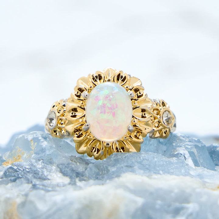 Anillo de girasol con ópalo de corte ovalado de Olivenorma