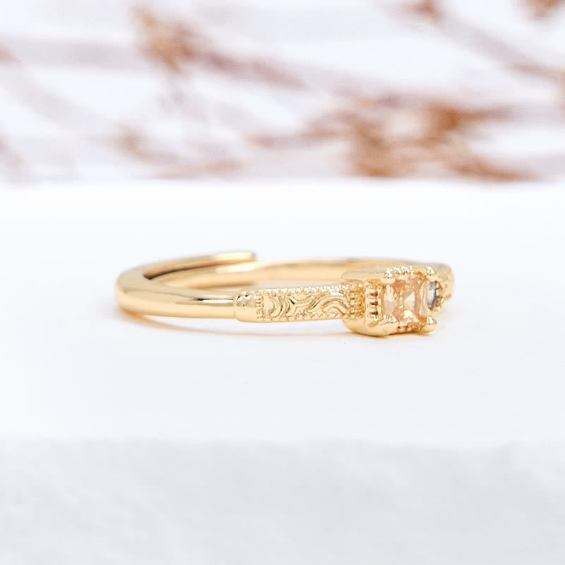 Anillo de citrino blanco con corte cuadrado sencillo de Olivenorma