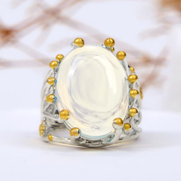 Anillo grande de opalita ovalada con forma de rama de vid de Olivenorma