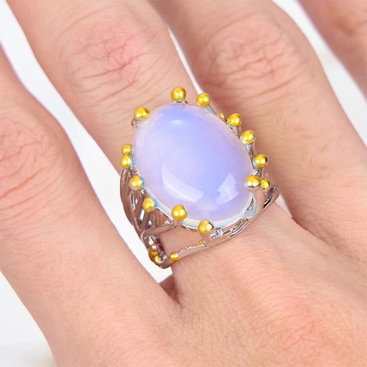 Anillo grande de opalita ovalada con forma de rama de vid de Olivenorma