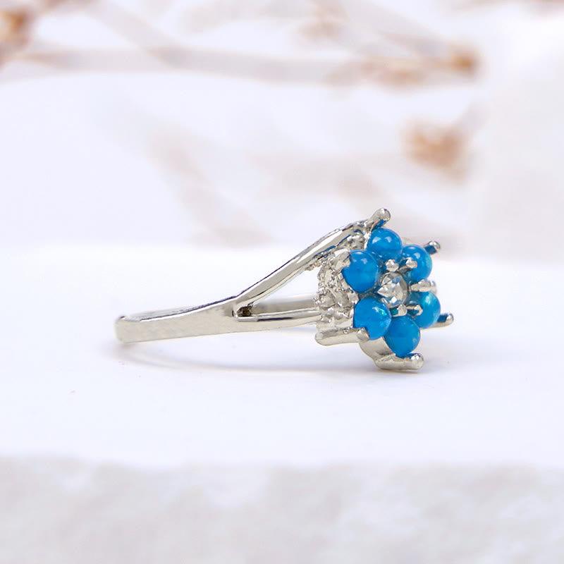 Anillo con forma de flor de ópalo de Olivenorma
