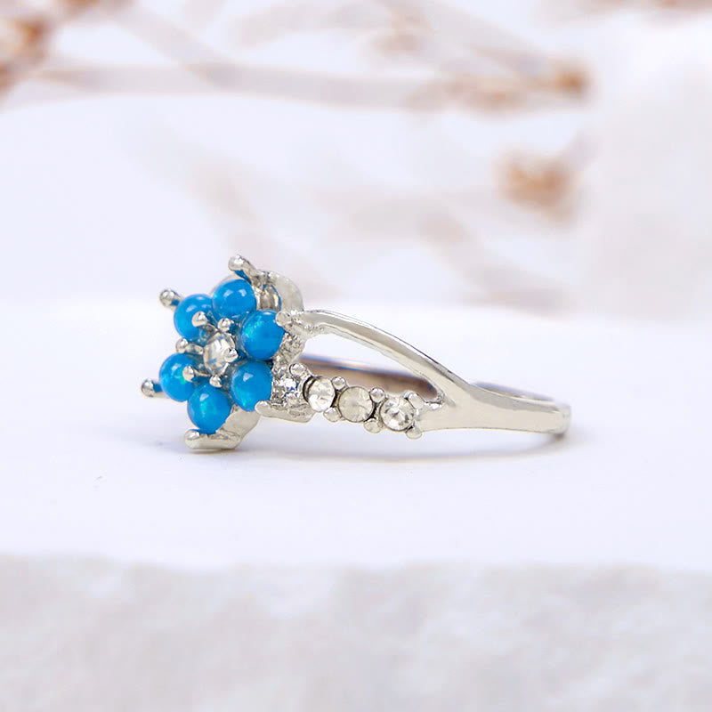Anillo con forma de flor de ópalo de Olivenorma