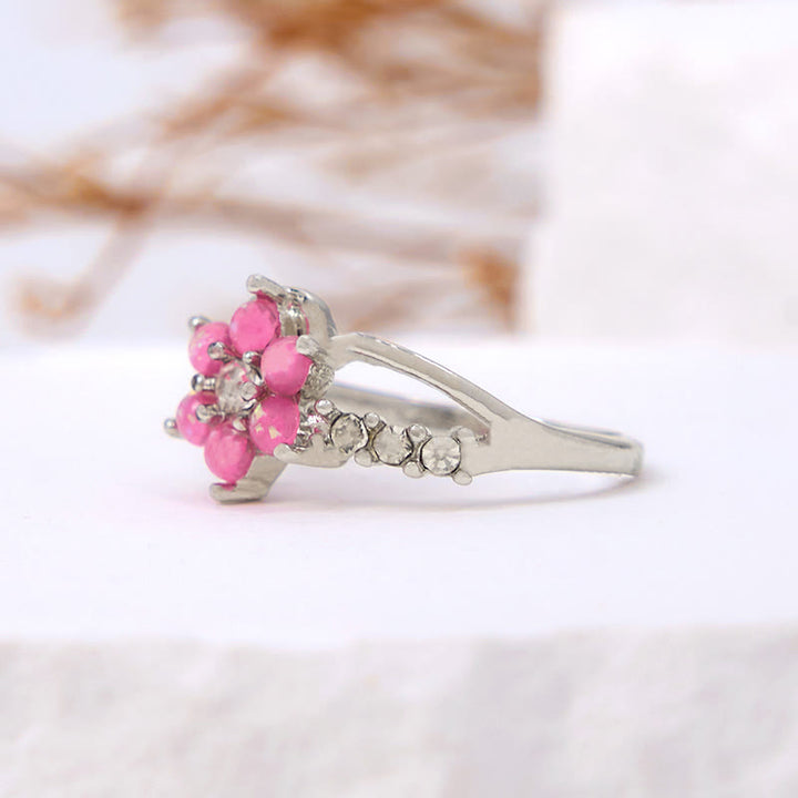 Anillo con forma de flor de ópalo de Olivenorma