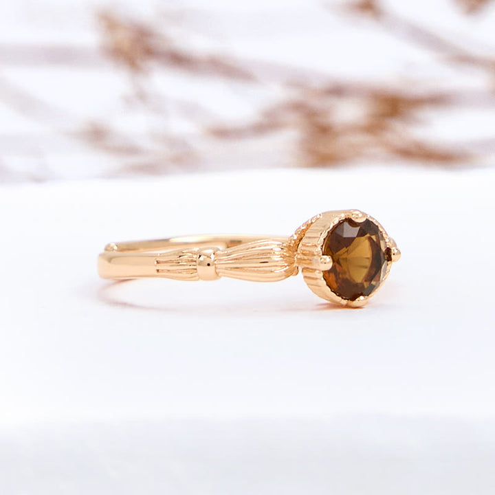 Anillo fino de cuarzo ahumado simple de Olivenorma