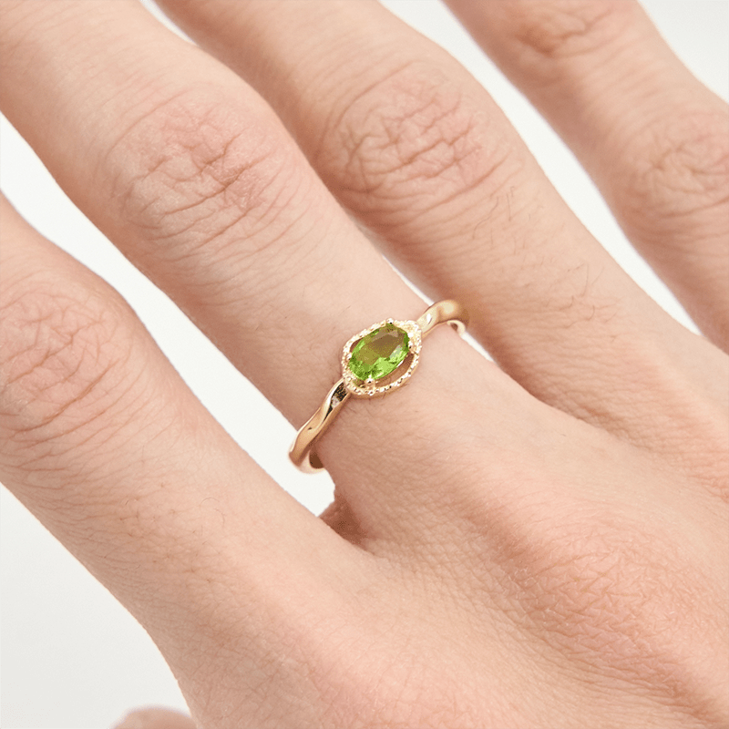 Anillo de peridoto irregular simple bañado en oro S925 de Olivenorma