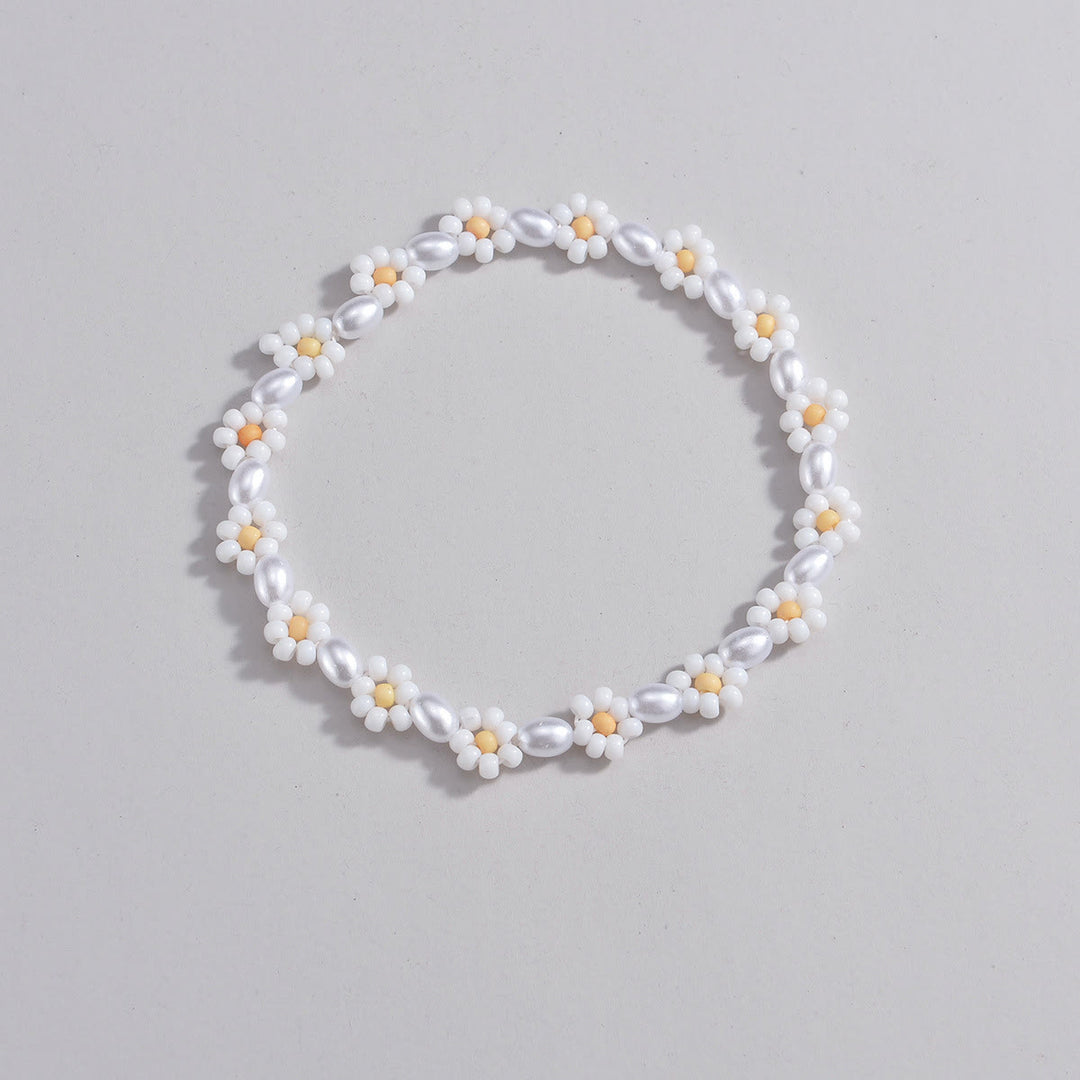 Tobillera con flores y perlas de agua dulce de Olivenorma
