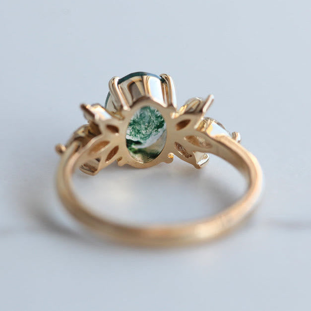 Anillo de hoja de circón y ágata musgosa de corte ovalado de Olivenorma