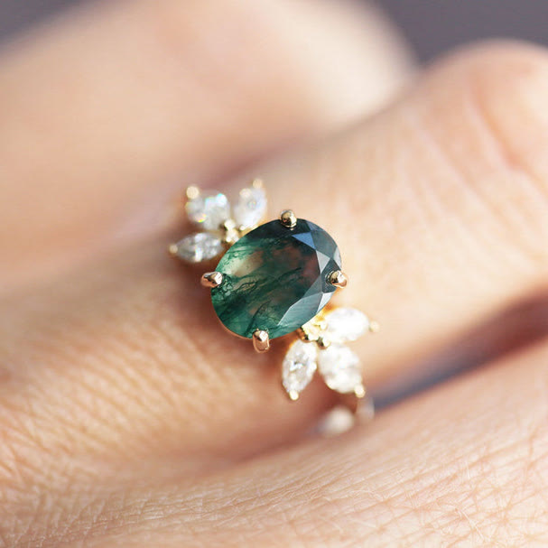 Anillo de hoja de circón y ágata musgosa de corte ovalado de Olivenorma
