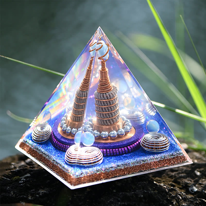 Pirámide de orgón de aguamarina opalita con esfera celestial de Olivenorma