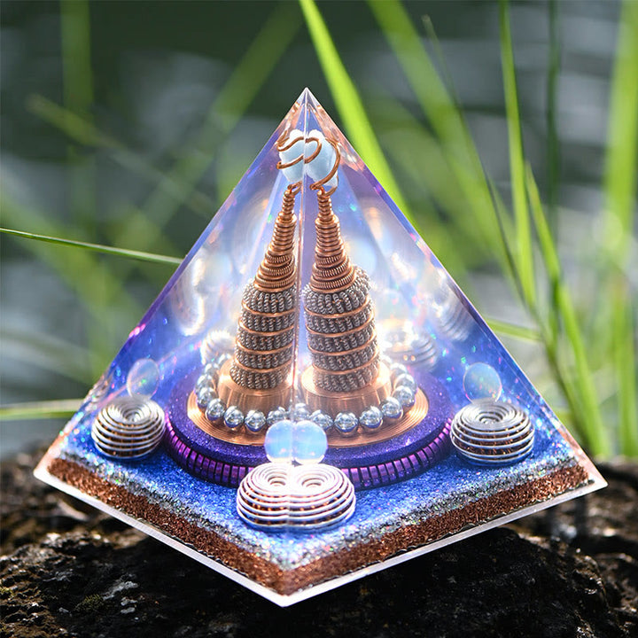 Pirámide de orgón de aguamarina opalita con esfera celestial de Olivenorma