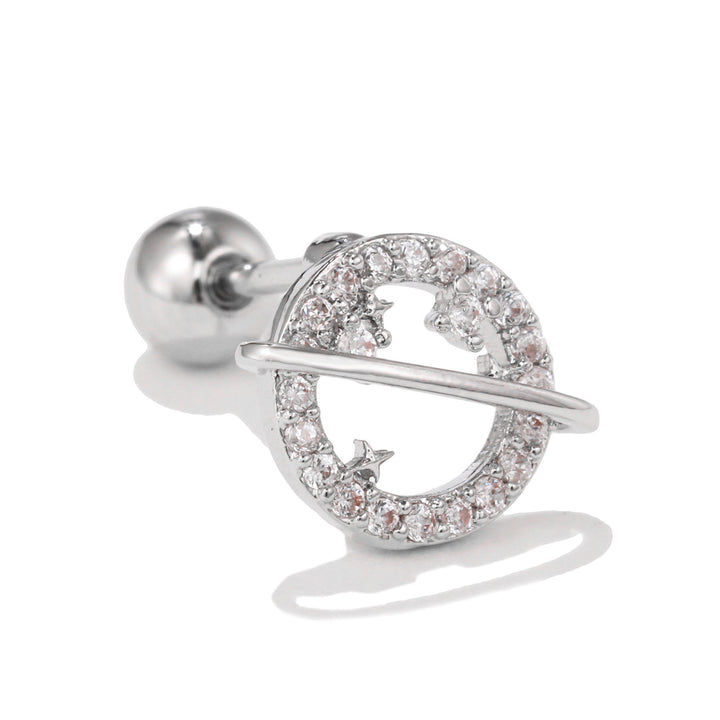 Pendientes de plata con incrustaciones de circonitas y bonito diseño de Olivenorma