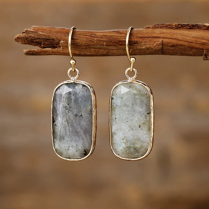 Pendientes de cristal natural de talla ovalada y baguette de Olivenorma