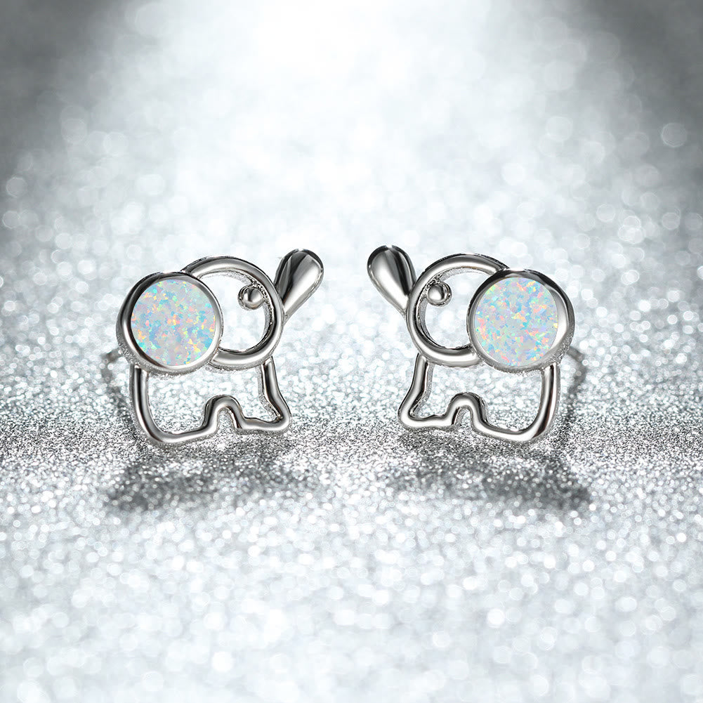 Pendientes con forma de elefante y ópalo azul y blanco de Olivenorma