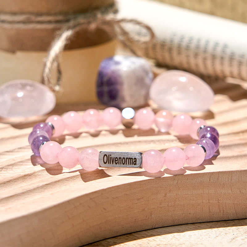 Pulsera grabada con cuentas de piedra natural de Olivenorma