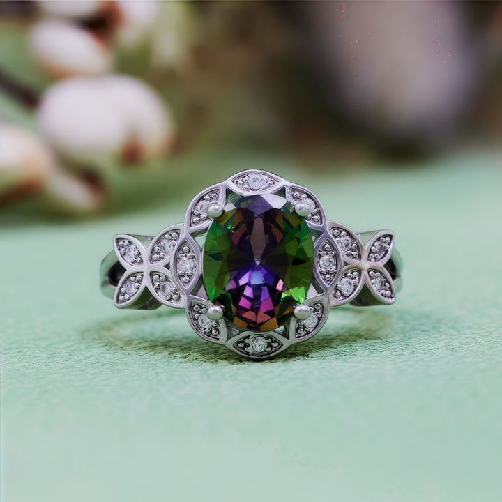 Anillo de alejandrita natural tallada en forma de mariposa de Olivenorma