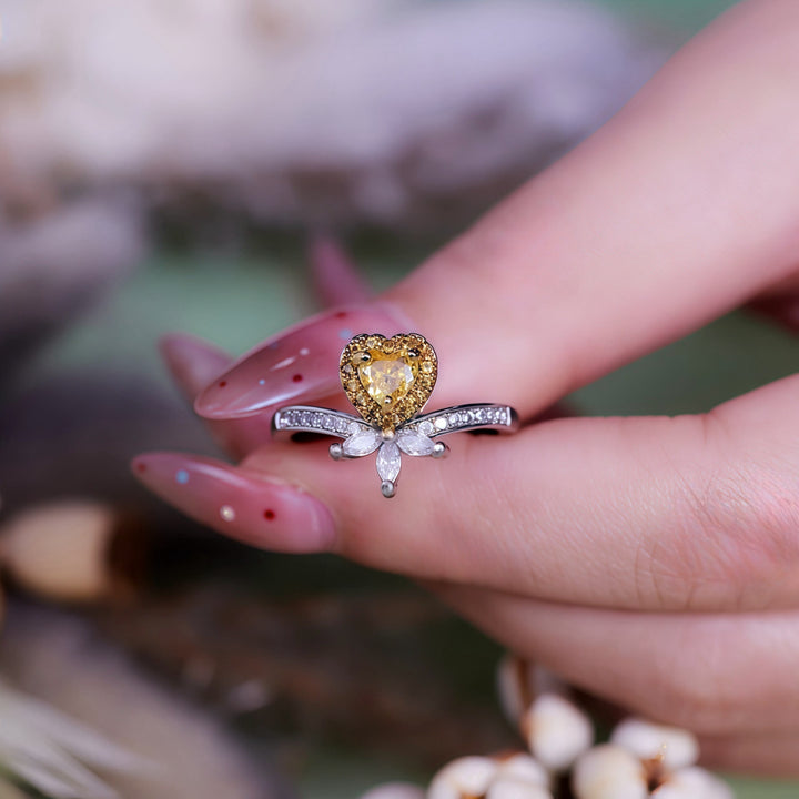 Anillo de corona de citrino y circonita blanca en forma de corazón de Olivenorma