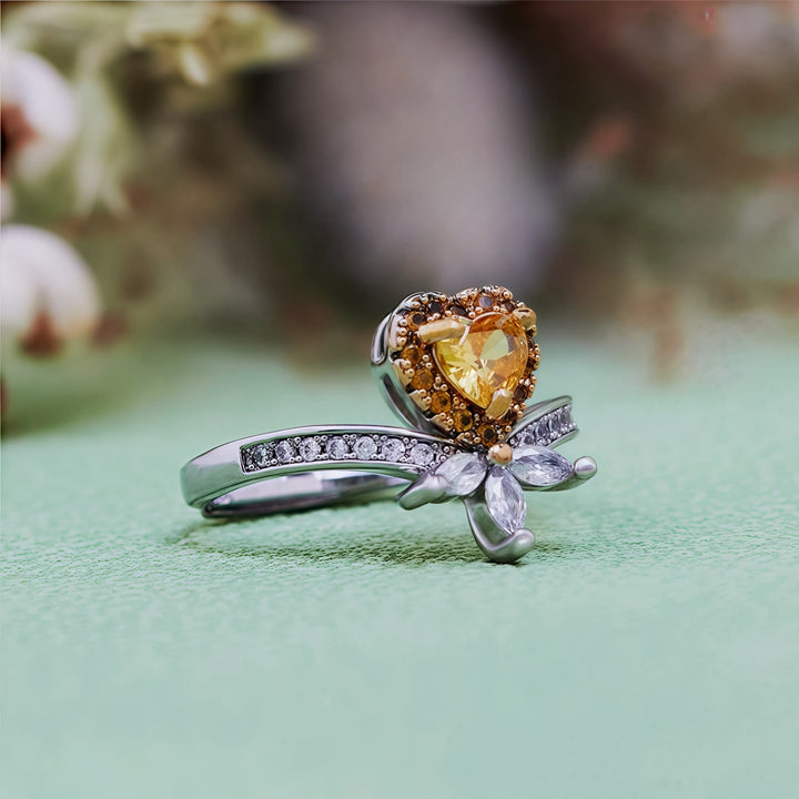Anillo de corona de citrino y circonita blanca en forma de corazón de Olivenorma