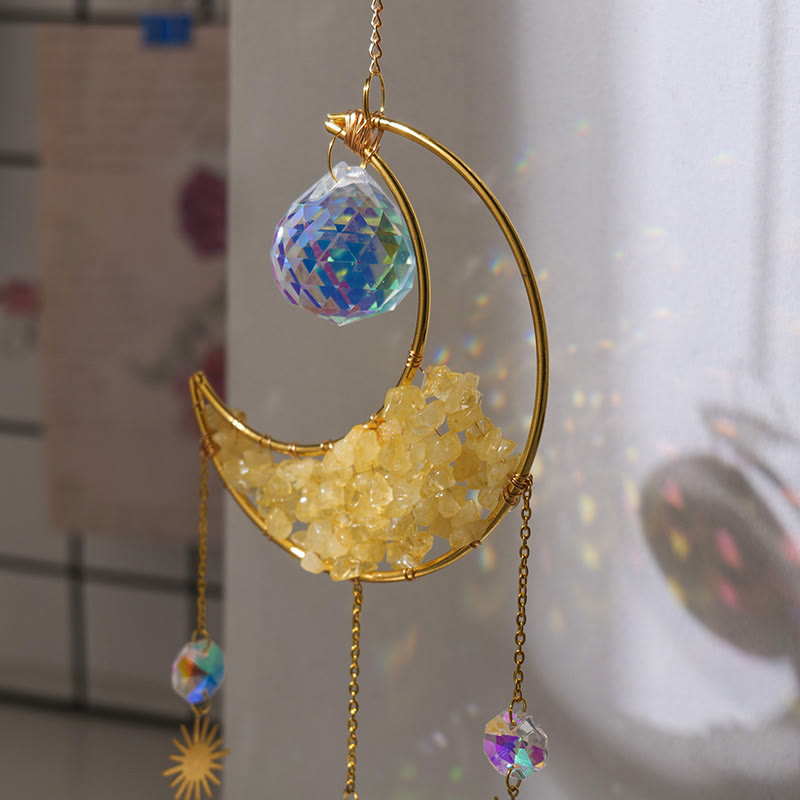 Colgante atrapasol con forma de media luna y grava de cristal de Olivenorma