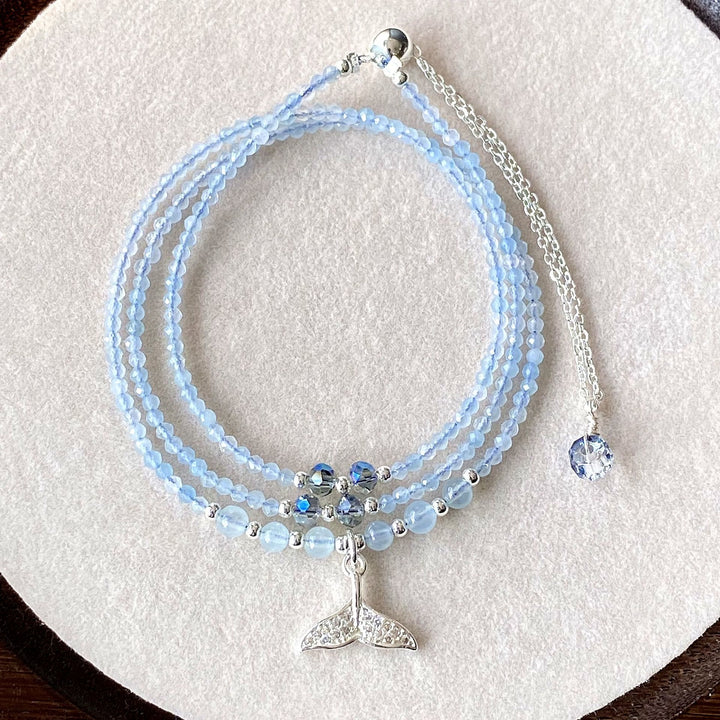 Pulsera multicapa de aguamarina Olivenorma con colgante de cola de pez