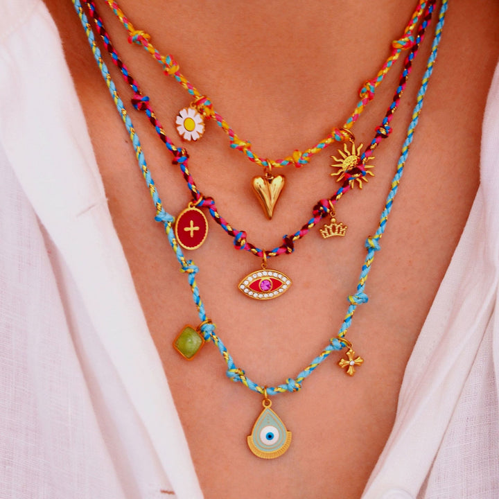 Collar con colgante de piedra natural de cuerda trenzada de colores de Olivenorma