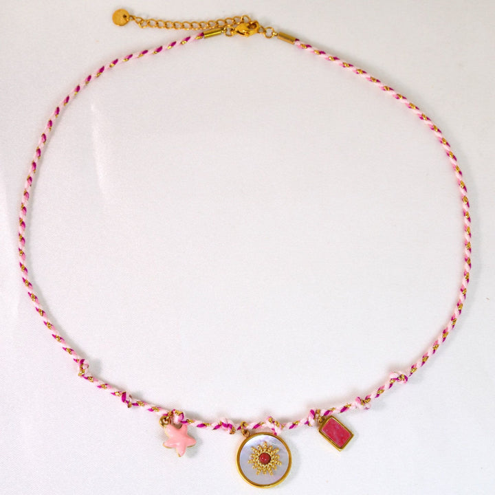Collar con colgante de piedra natural de cuerda trenzada de colores de Olivenorma